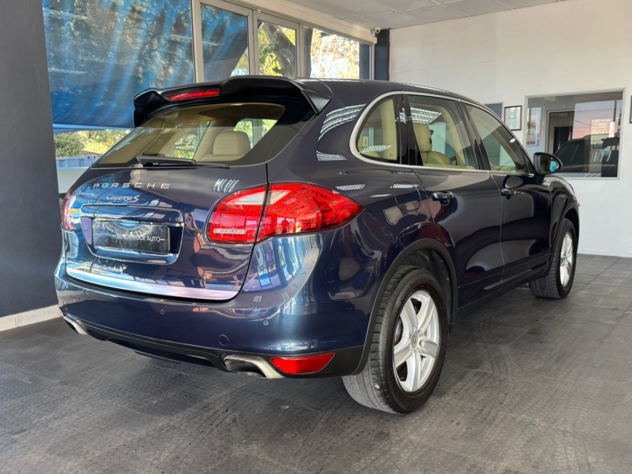Porsche Cayenne Cayenne S 2013