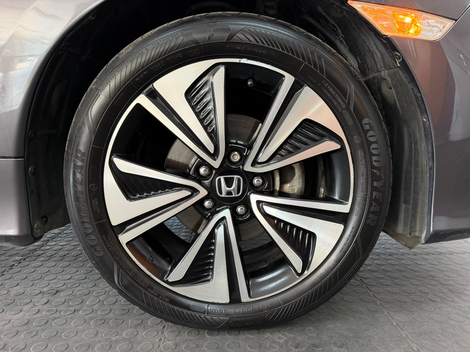 Honda Civic 1.5T Executive Auto 2017