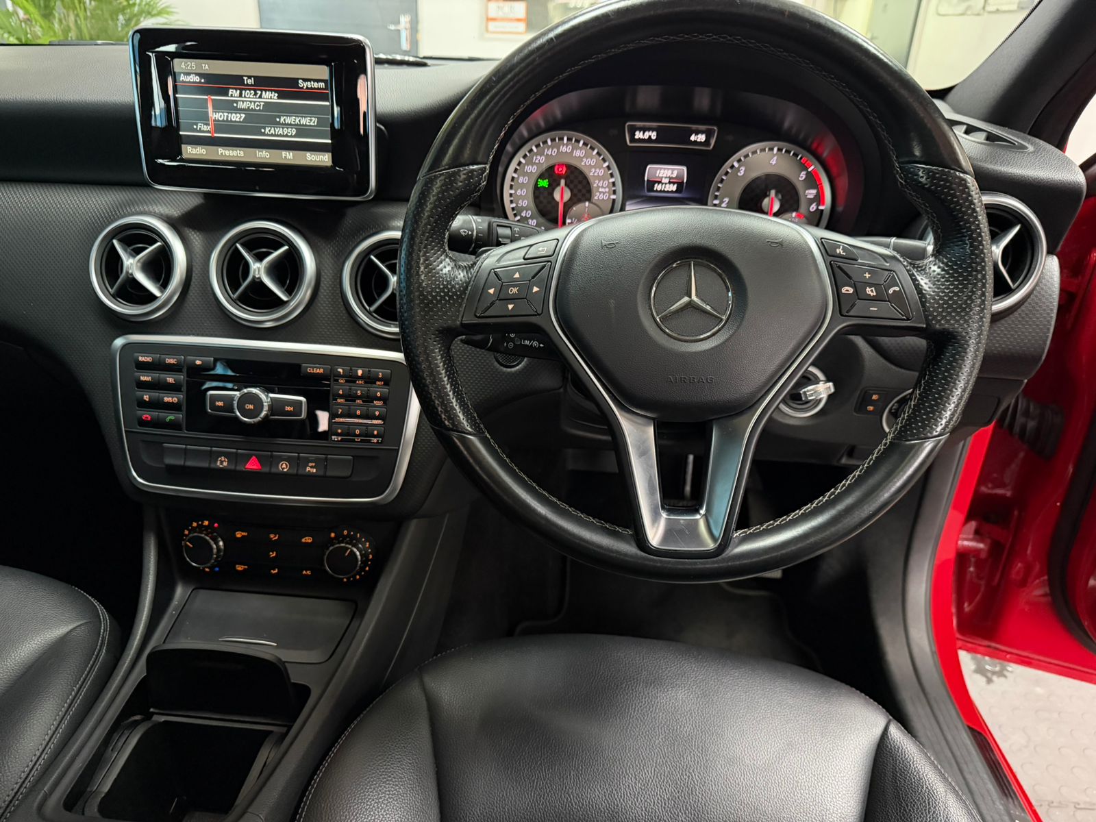 Mercedes-Benz A-Class A220d Urban 2015