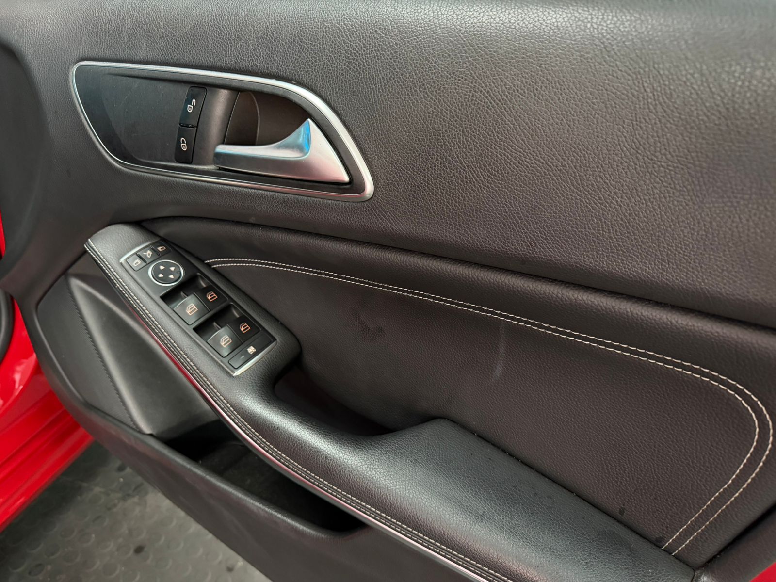 Mercedes-Benz A-Class A220d Urban 2015