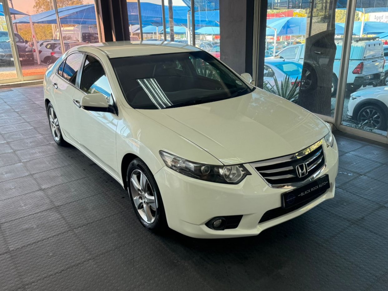 Honda Accord 2.0 Elegance Auto 2012