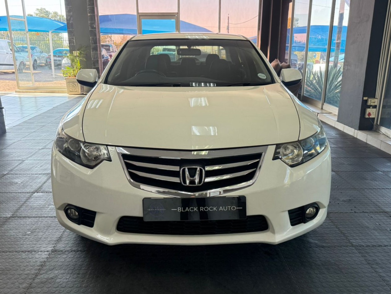 Honda Accord 2.0 Elegance Auto 2012