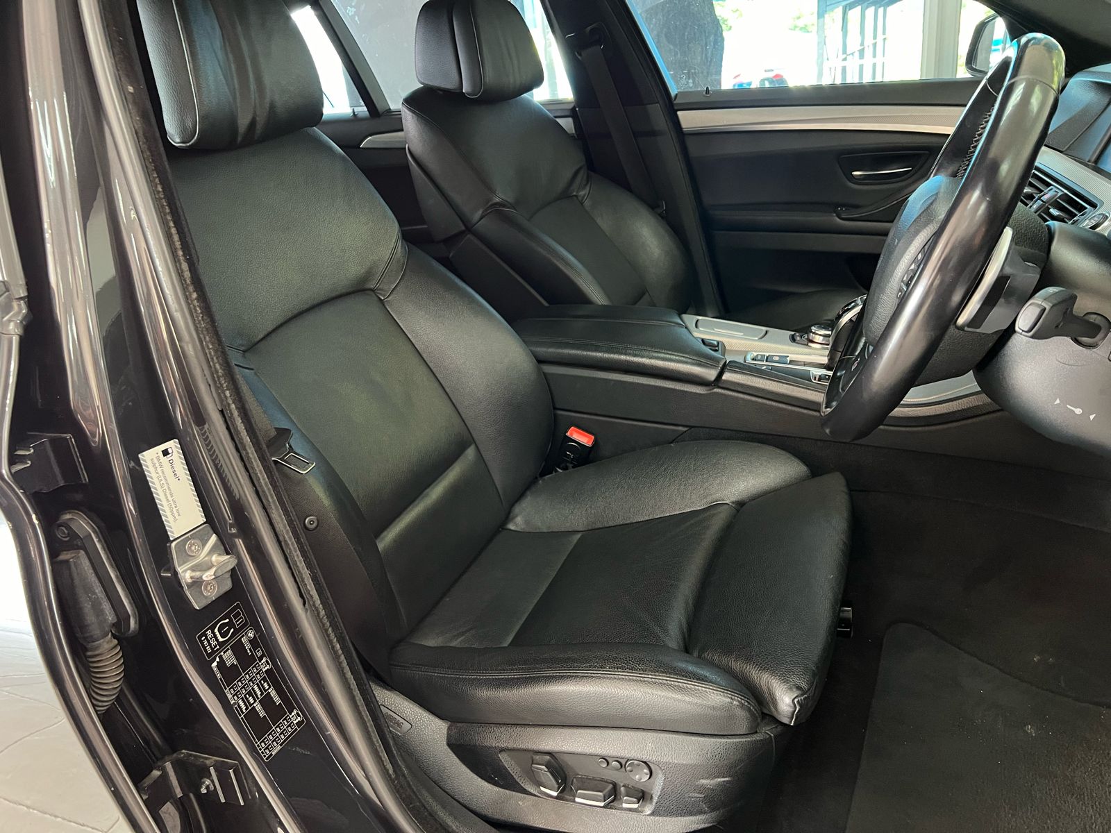 BMW 5 Series 535d M Sport 2011