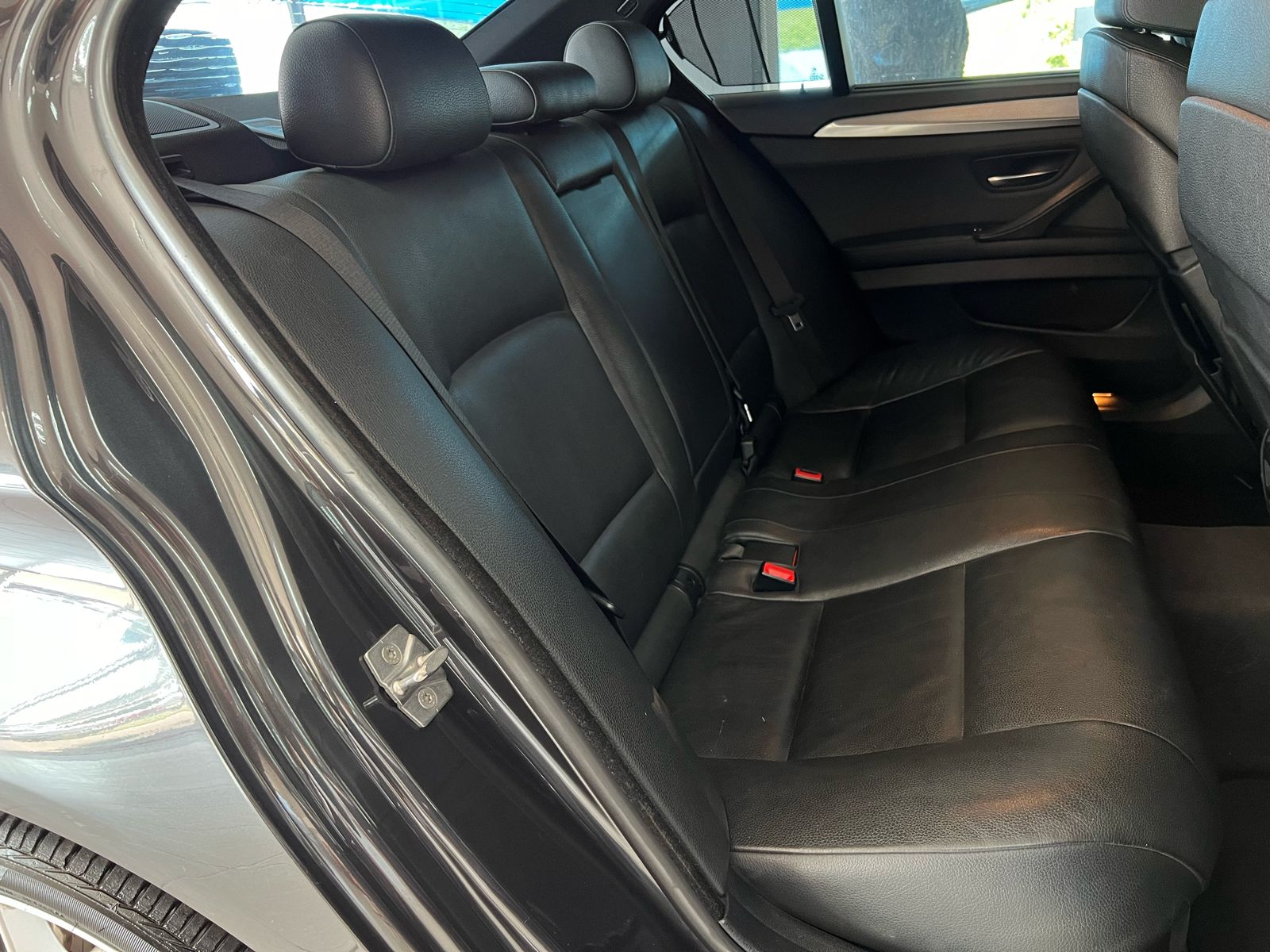 BMW 5 Series 535d M Sport 2011