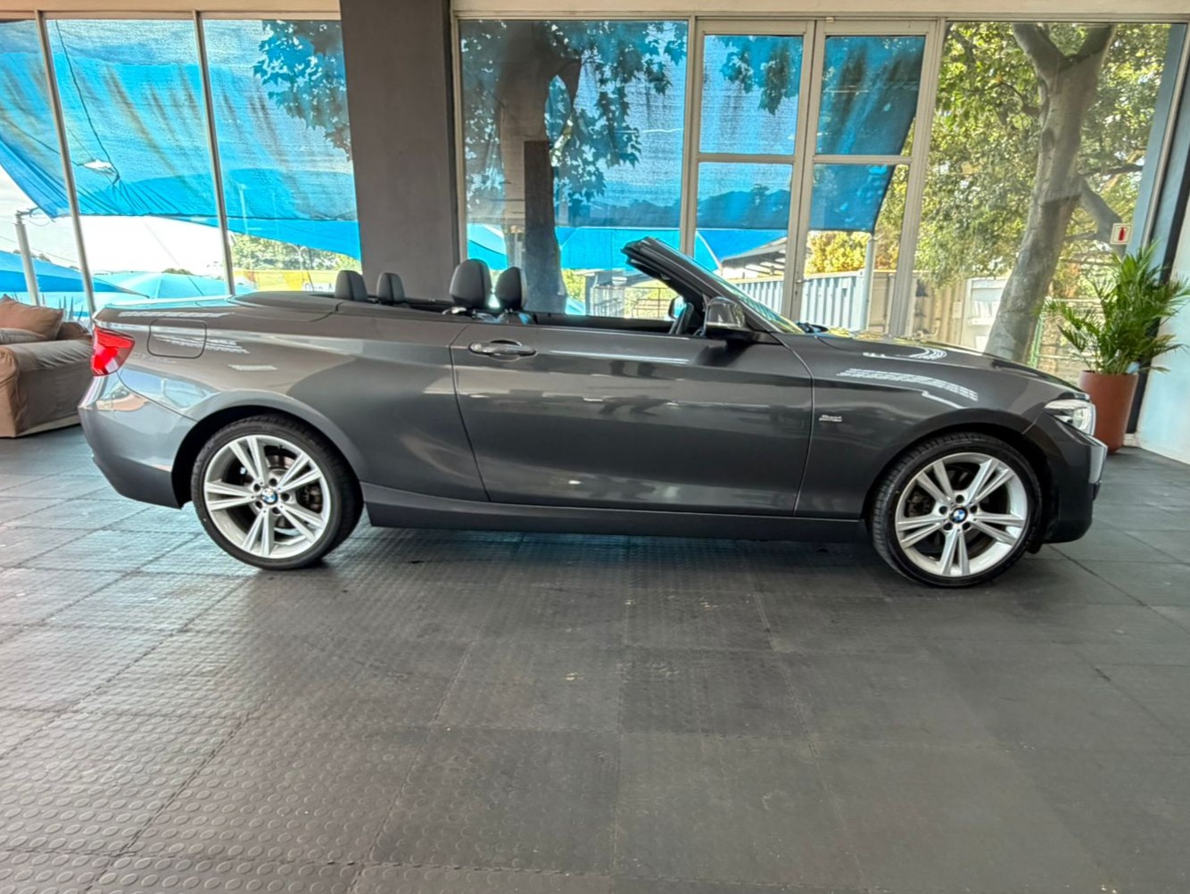 BMW 2 Series 220i Convertible Sport Line Auto 2018
