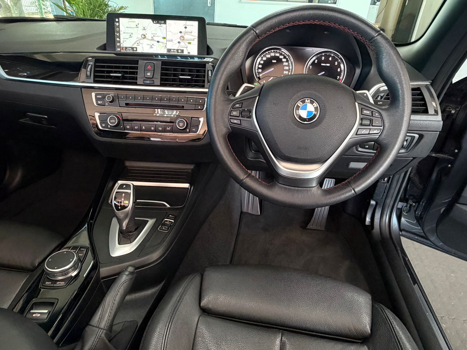 BMW 2 Series 220i Convertible Sport Line Auto 2018