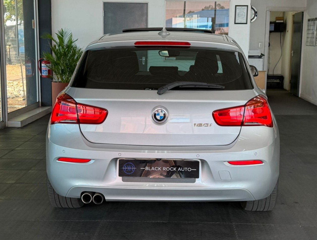 BMW 1 Series 120i 5-Door Auto 2019