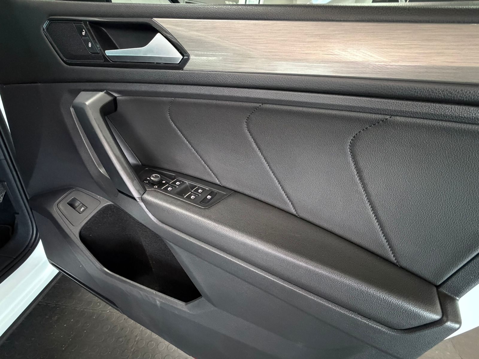 Volkswagen Tiguan AllSpace 2.0TSI 4Motion Comfortline R-Line 2018