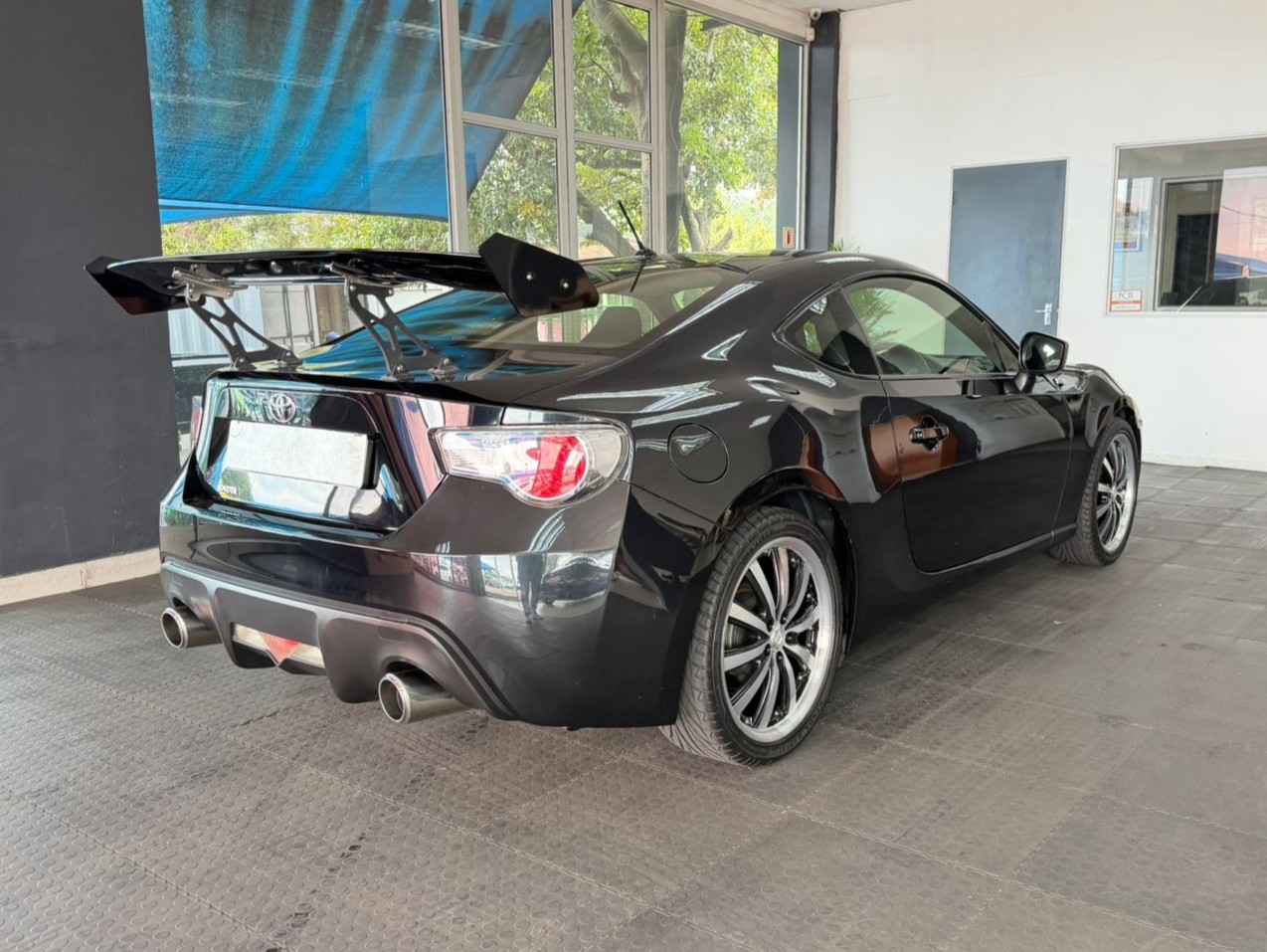 Toyota 86 2.0 standard 2012