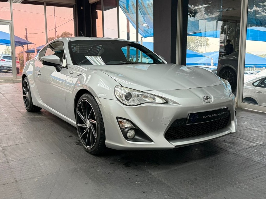 Toyota 86 2.0 standard 2012