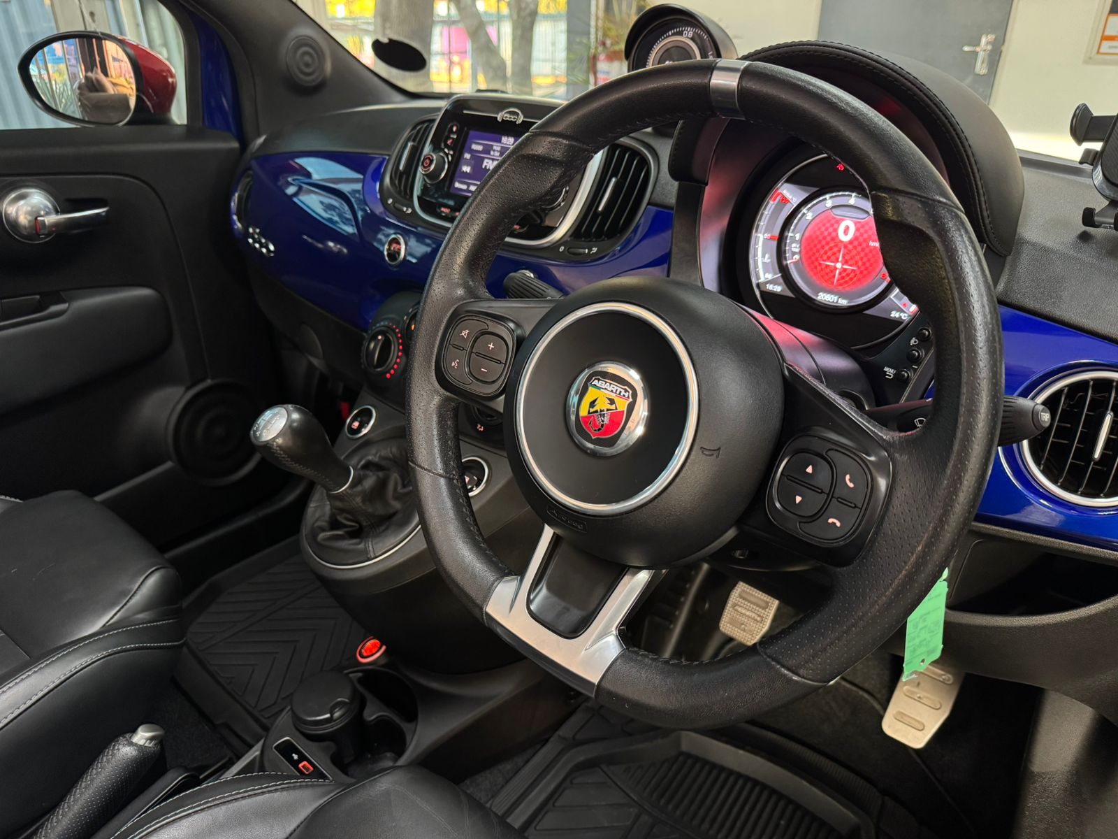 Abarth 500C 595 1.4T 2021