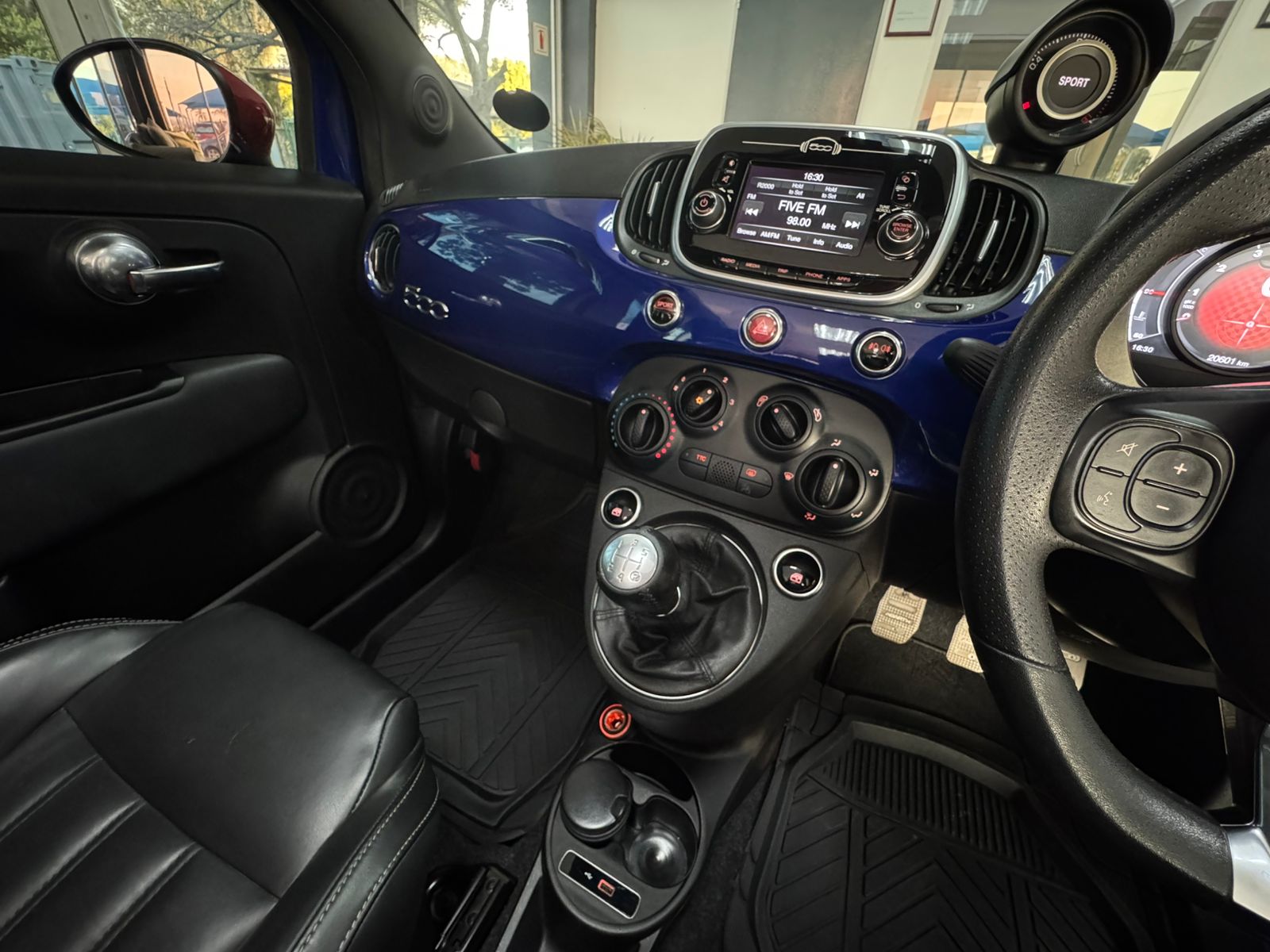 Abarth 500C 595 1.4T 2021