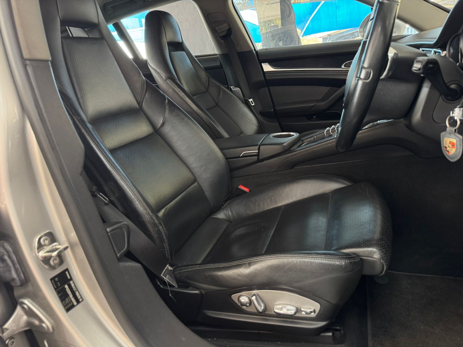 Porsche Panamera 4S 2010