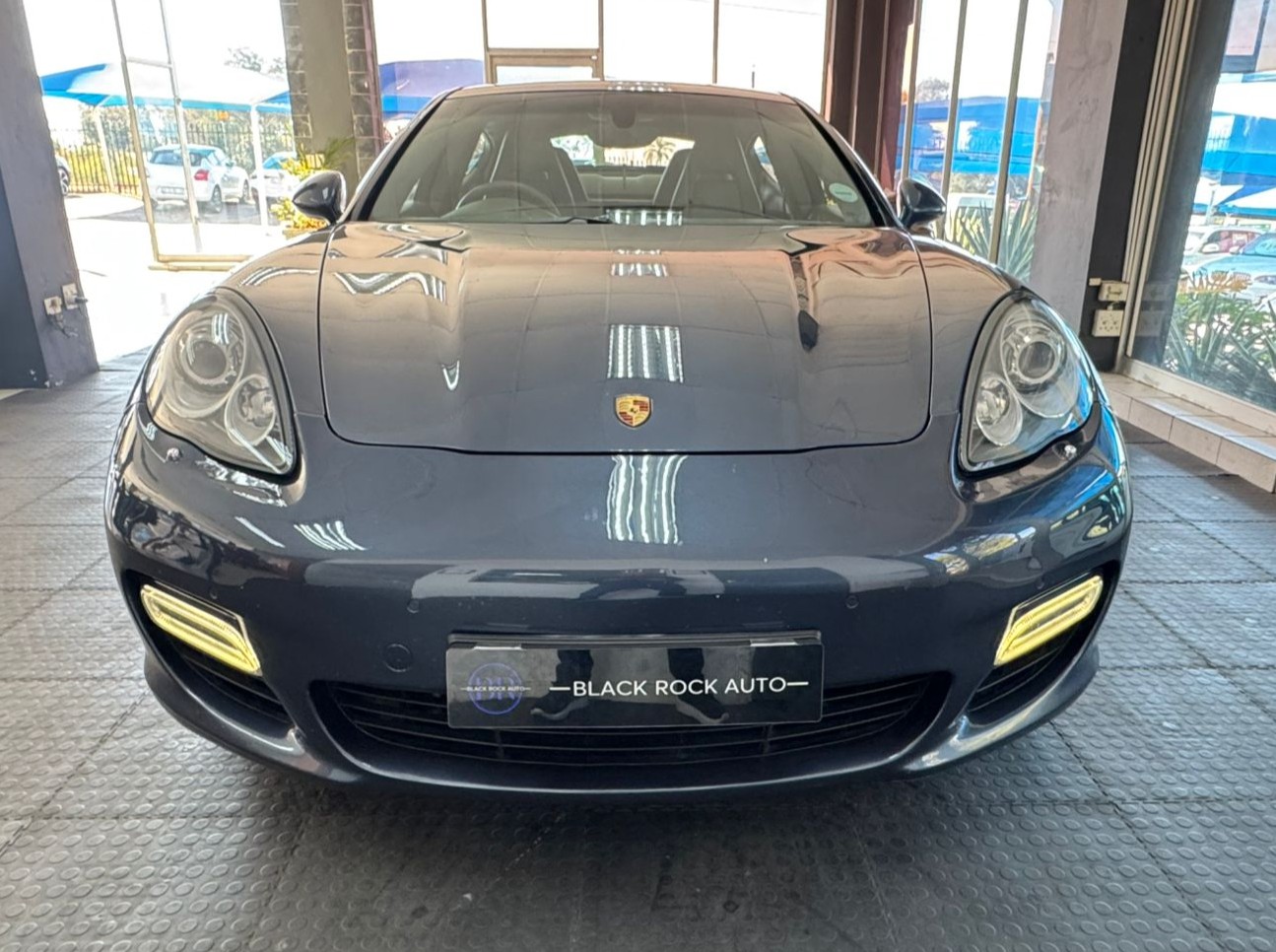 Porsche Panamera Turbo 2010