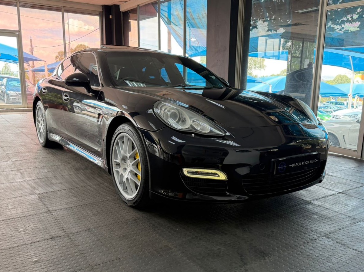 Porsche Panamera Turbo 2009