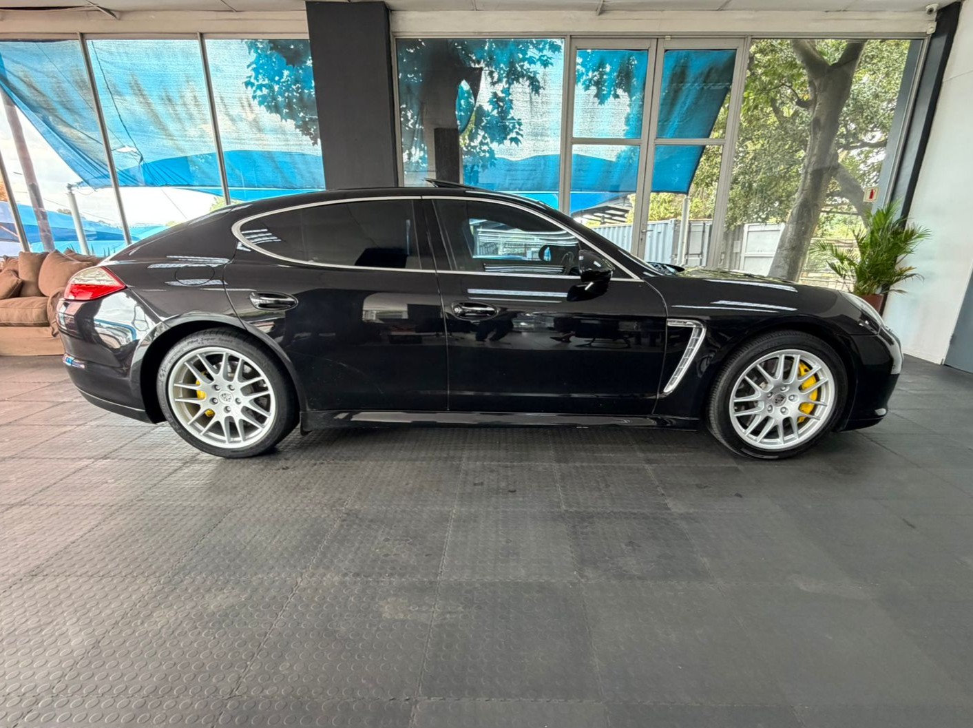 Porsche Panamera Turbo 2009