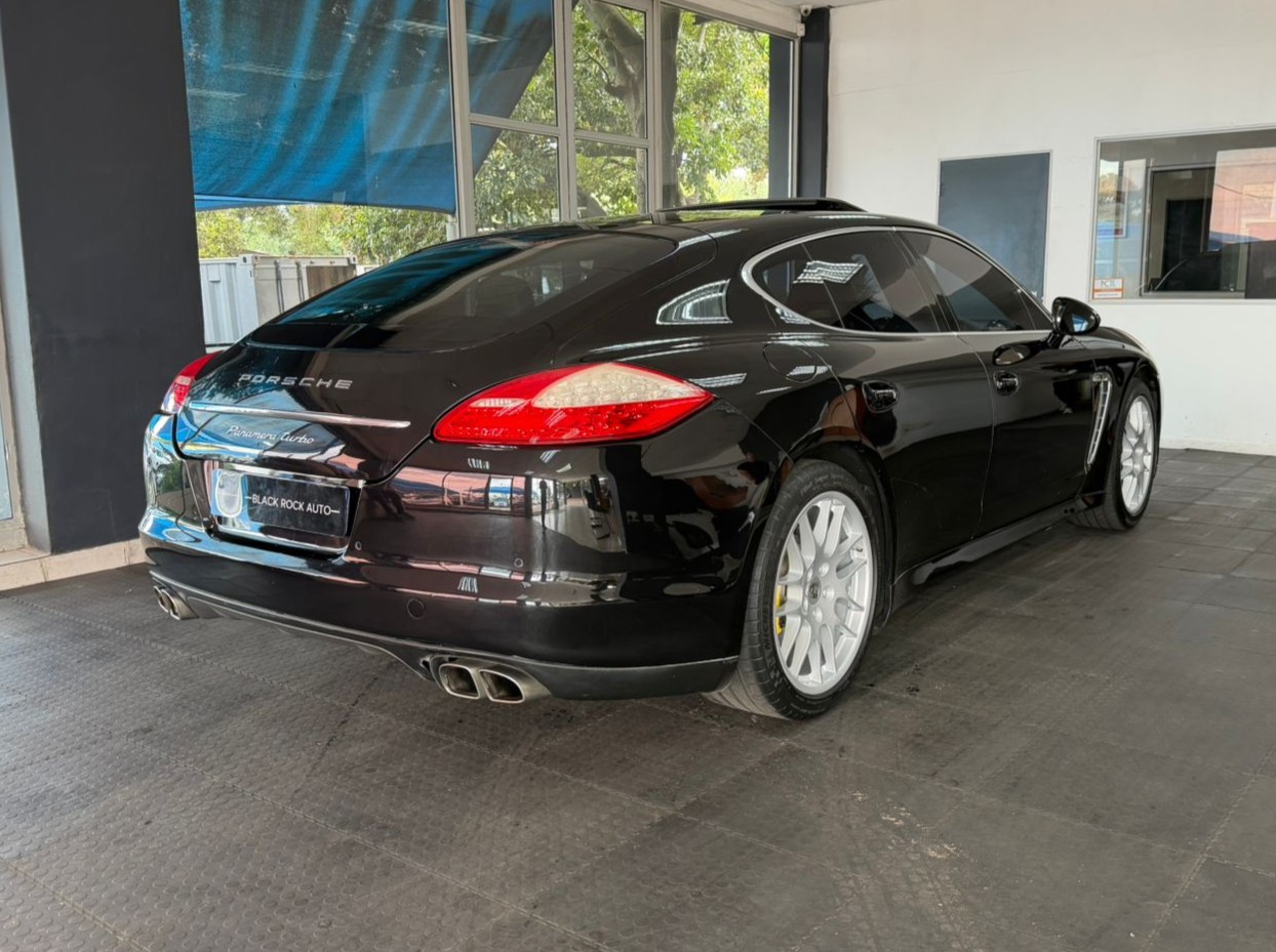 Porsche Panamera Turbo 2009