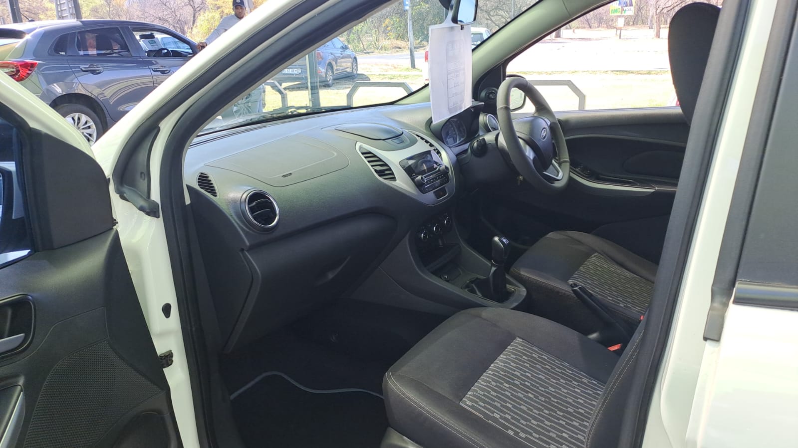 FORD FIGO 2017