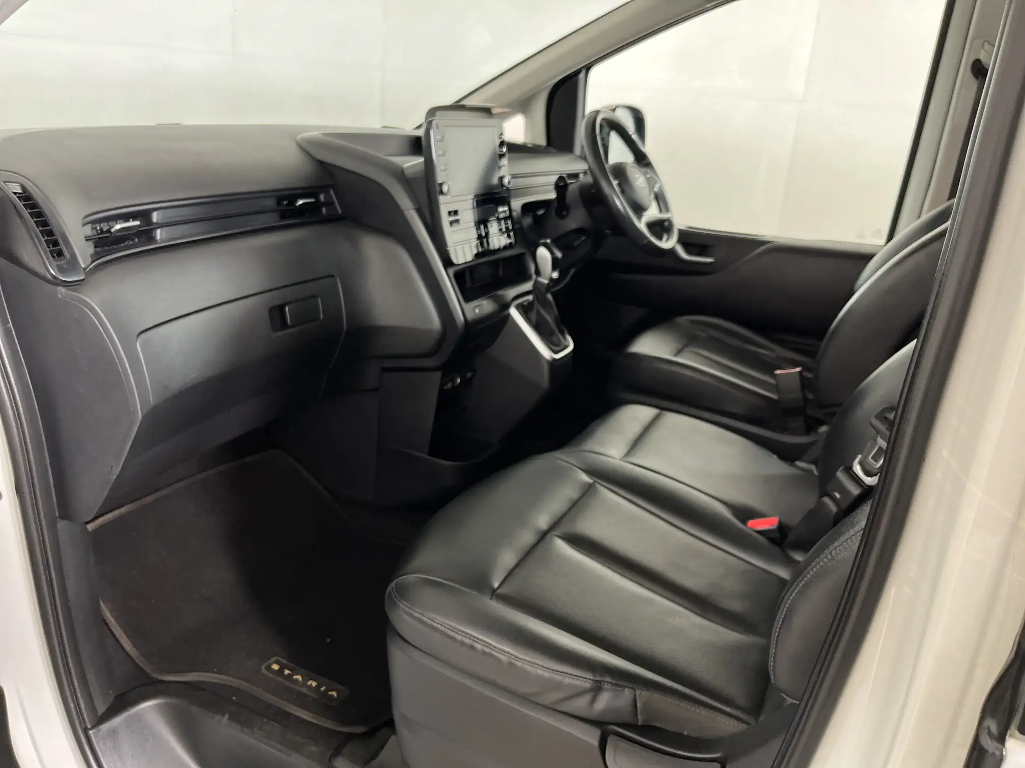 Hyundai 2022 Hyundai Staria 2.2d Executive Auto 2022 Hyundai Staria 2.2d Executive Auto 2022
