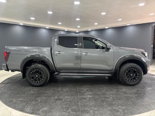 Nissan Navara 2.5DDTi Double Cab LE 4x4 Auto 2021
