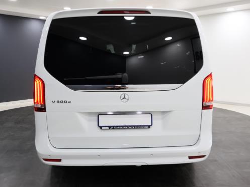 Mercedes-Benz V-Class V300d Avantgarde AMG Line 2023