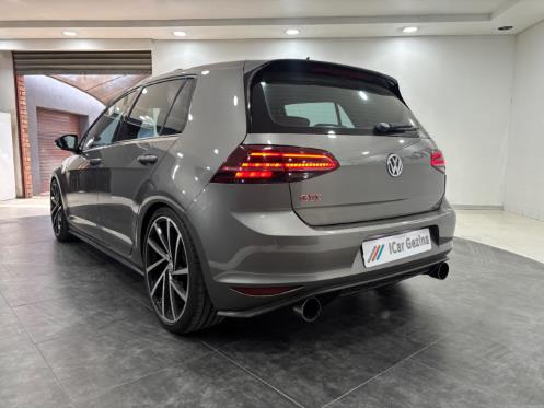 Volkswagen Golf GTI 2016