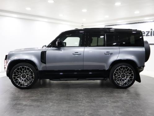 Land Rover Defender 110 D300 X-Dynamic HSE 2024