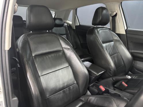 Volkswagen Polo Hatch 1.0TSI Highline R-Line Auto 2020