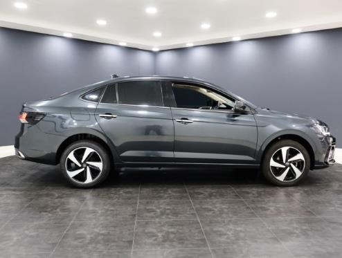 Volkswagen Polo Sedan 1.0TSI Style 2024