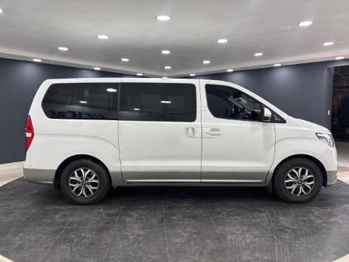 Hyundai H-1 2.5 CRDI ELITE Auto 9-Seater 2021