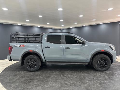 Nissan Navara Double Cab 2.5DDTi Double Cab PRO-2X 2022