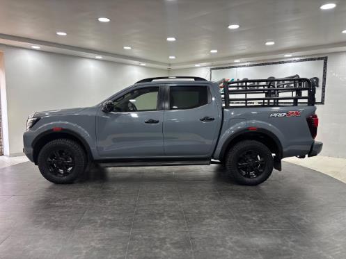 Nissan Navara Double Cab 2.5DDTi Double Cab PRO-2X 2022