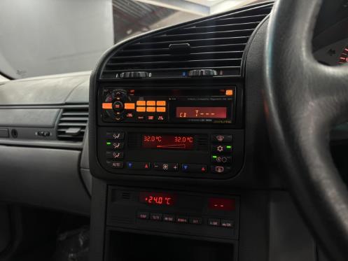 BMW 3 Series 316i 1998