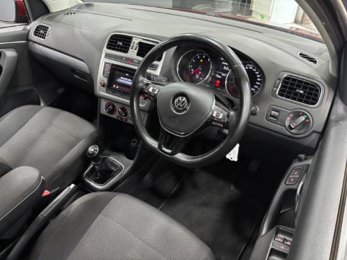 Volkswagen Polo Hatch 1.2TSI Highline 2015