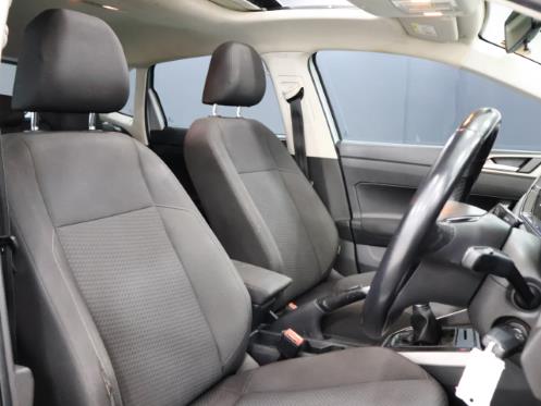 Volkswagen Polo Hatch 1.0TSI Comfortline R-Line 2021