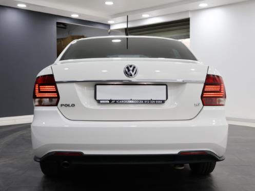 Volkswagen Polo Sedan 1.6 Comfortline Auto 2021