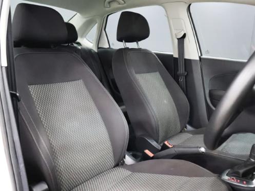 Volkswagen Polo Sedan 1.6 Comfortline Auto 2021