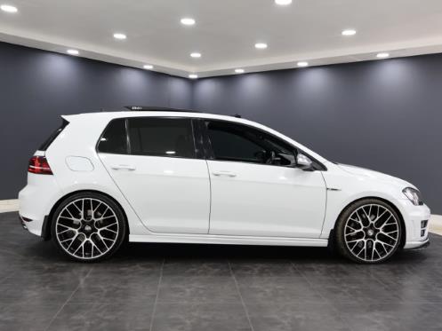 Volkswagen Golf R 2015