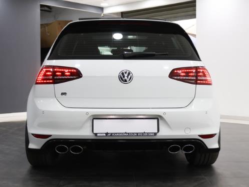Volkswagen Golf R 2015