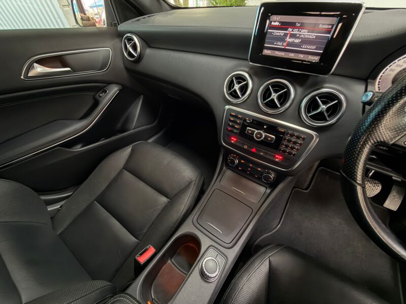 Mercedes-Benz A-Class A220 2013