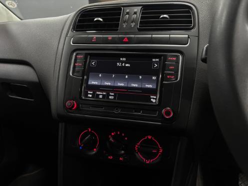 Volkswagen Polo Vivo Hatch 1.6 Life Tip 2024