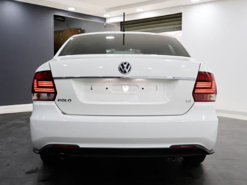 Volkswagen Polo Sedan 1.6 Comfortline Auto 2021