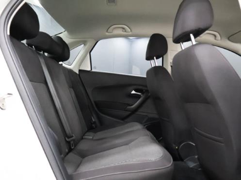 Volkswagen Polo Sedan 1.6 Comfortline Auto 2021