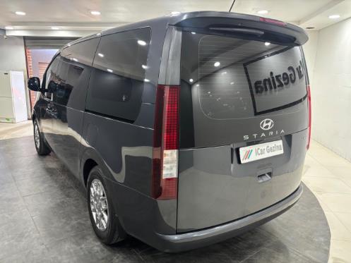 Hyundai Staria 2.2D Executive 9-Seater Auto 2022