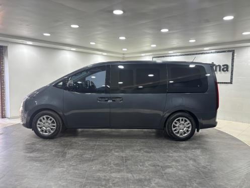 Hyundai Staria 2.2D Executive 9-Seater Auto 2022