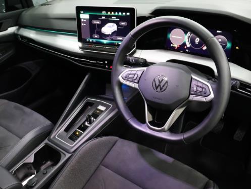 Volkswagen Golf 1.4TSI Life + 2025