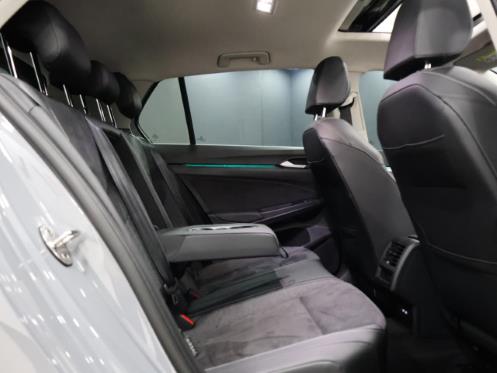 Volkswagen Golf 1.4TSI Life + 2025