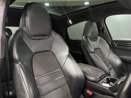Porsche Cayenne GTS Coupe 2020