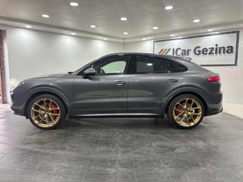 Porsche Cayenne GTS Coupe 2020