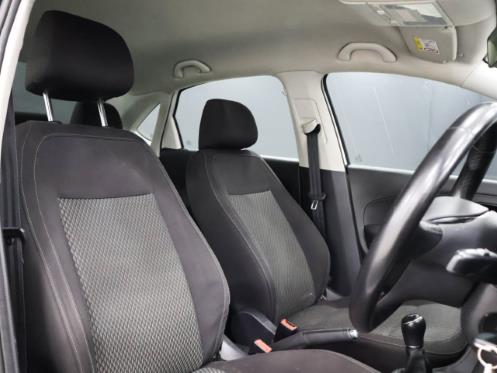 Volkswagen Polo Sedan 1.6 Comfortline 2021